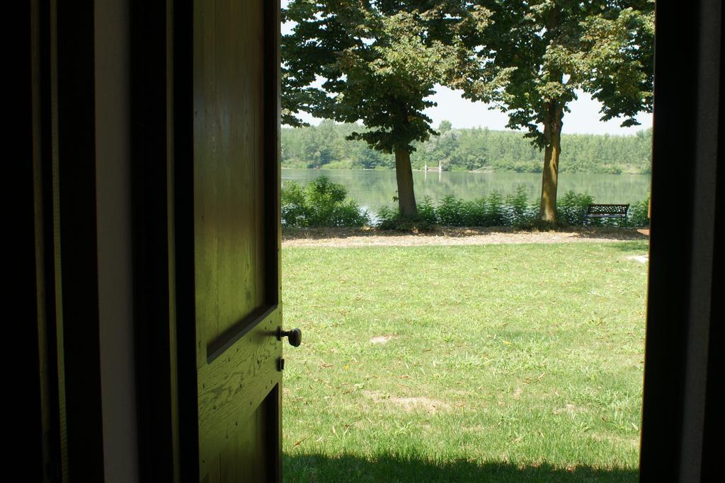 La Finestra Sul Po - Agriturismo Monticelli d'Ongina Room photo